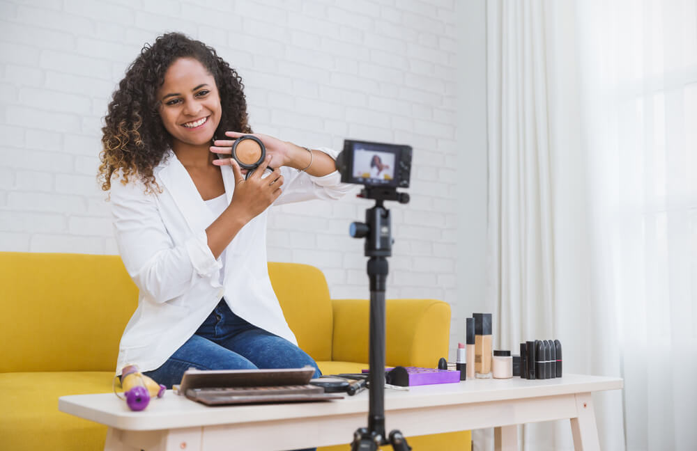 divulgação de marcas por influenciadores digitais