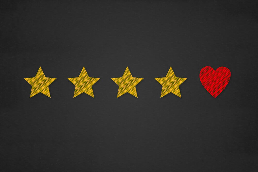 ilustração de classificação com estrelas e coração